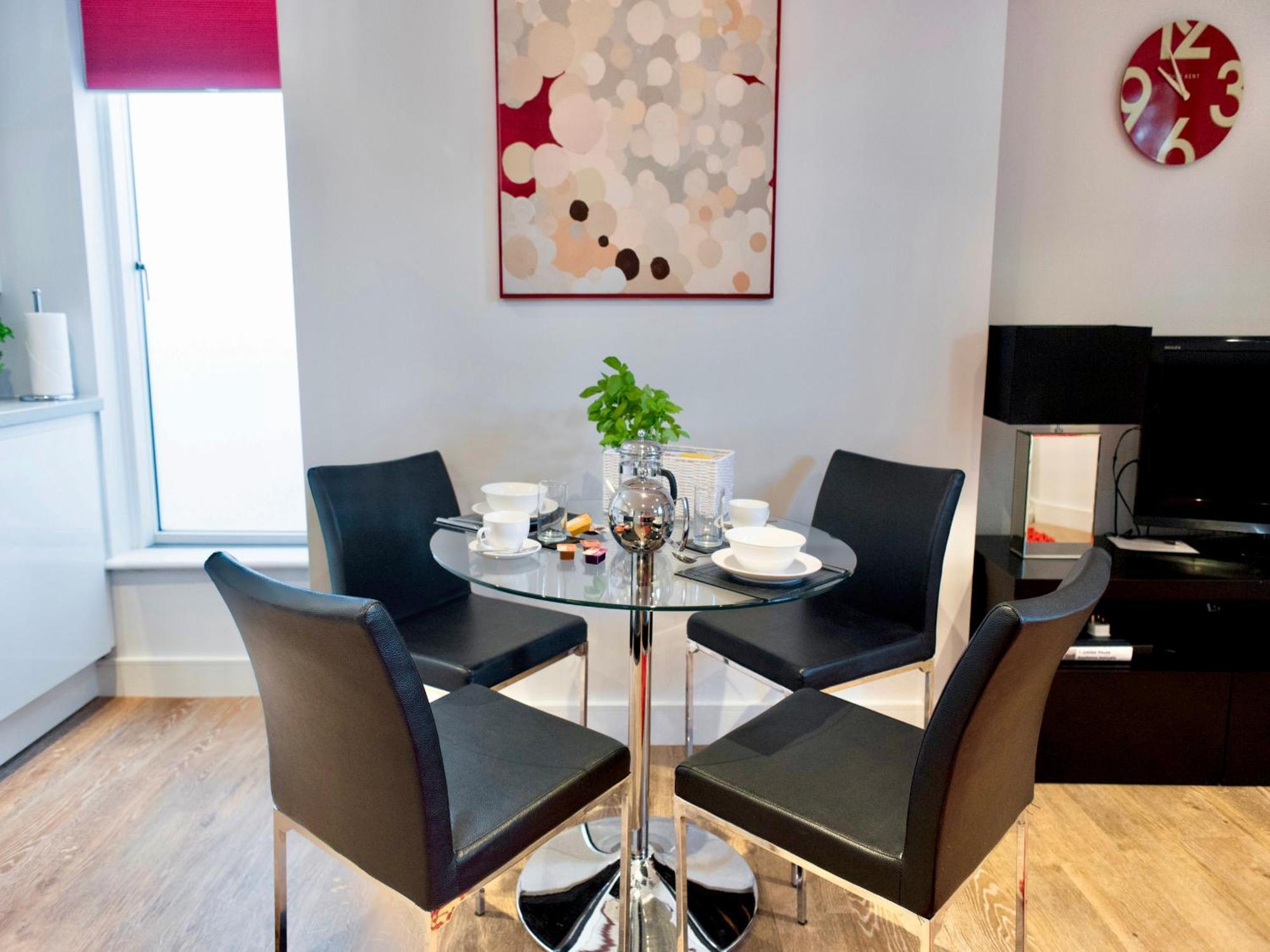 Your Space - Jubilee House Apartamento